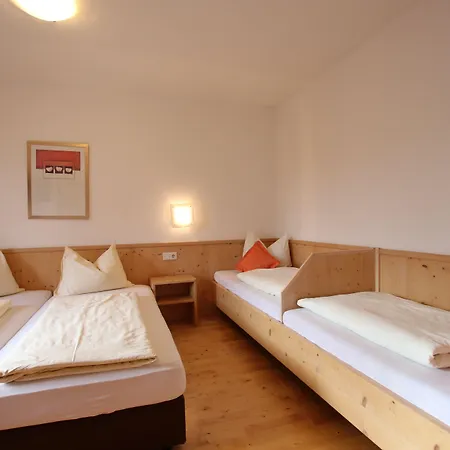 Guest house Gasthof Eschbacher Piesendorf